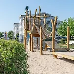 690, Seepark Apartment